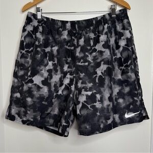Nike Cloud Dye Volley Swim Trunks Shorts Men’s Size XL Mesh Lining 7” inseam
